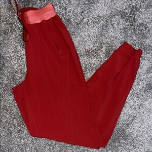 Lululemon License to Train HR Pants Women’s Size 2